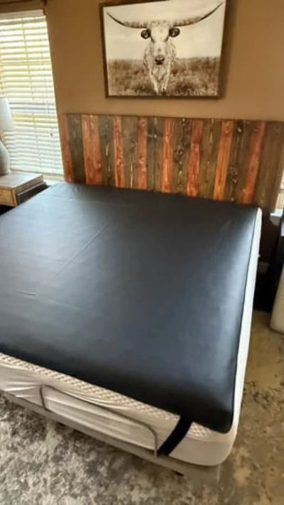 Earthbound Camping & RV Grounding Mattress Pad — Carbon Fibre, 40-Foot Grounding Rod Included image 2