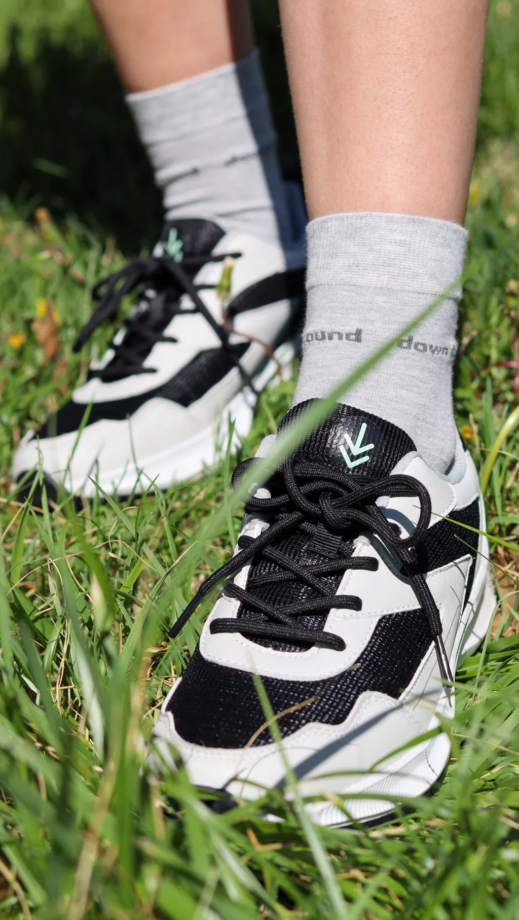 Down To Ground DTG Ground 1 — Conductive Rubber Sole & Silver Lined Insole Grounding Sneaker image 2